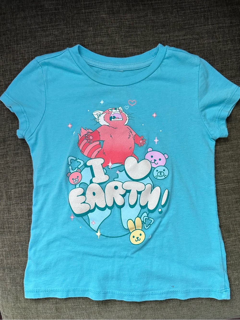 2 Turning Red Disney Pixar Graphic Tees